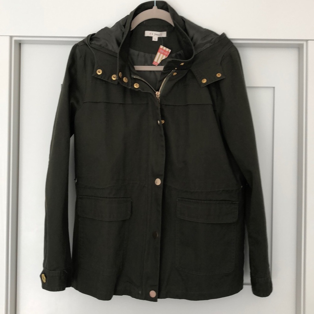 Army green boutique jacket